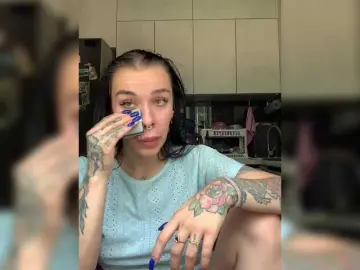 Bongacams Adult Webcam of MaidenCrystal