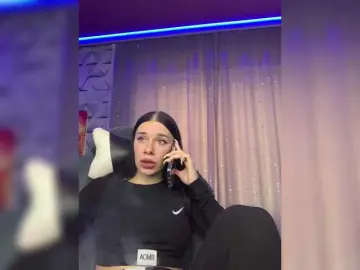 Bongacams Sex Cam of MaidenCrystal