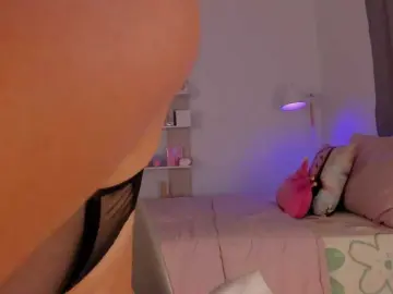 Bongacams Sex Chat of TinyRouse
