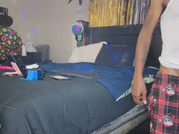 Bongacams Adult Webcam of MrnMrsGoodi3tim3