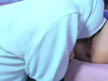 Bongacams Live Sex Cam of room-kitty