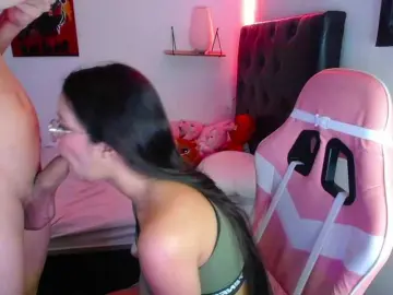 Bongacams Sex Cam of room-kitty