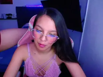 Bongacams Watch Live Sex Cams of room-kitty