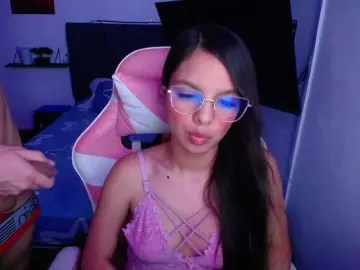 Bongacams Sex Cam of room-kitty