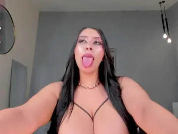 Bongacams Adult Webcam of LeahLombardi