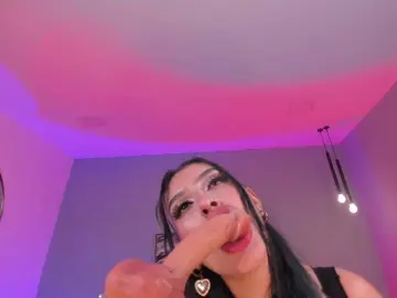 Bongacams Private Sex Chat of LeahLombardi