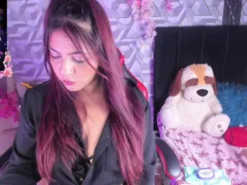 Bongacams Watch Live Sex Cams of LIZVELVET