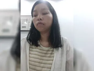 Bongacams Watch Live Sex Cams of Selinababy99