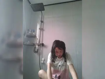 Bongacams Nude Webcam of Selinababy99