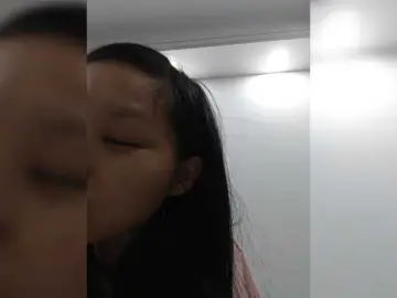 Bongacams Watch Live Sex Cams of Selinababy99