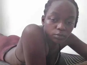 Bongacams Free Live Porn of Squirtinglady