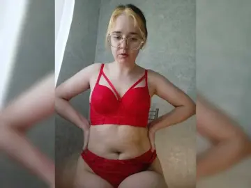 Bongacams Live Sex Cam of kroshka-meow