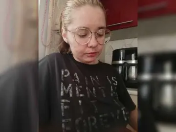 Bongacams Watch Live Sex Cams of kroshka-meow