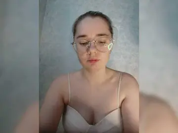 Bongacams Nude Webcam of kroshka-meow