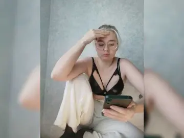 Bongacams Private Sex Chat of kroshka-meow