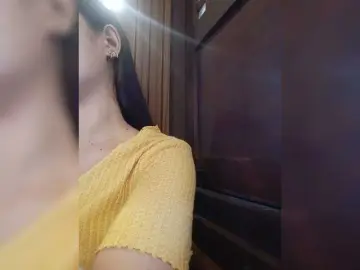 Bongacams Best live sex cam show of candicelovee