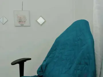 Bongacams Live Sex Cam of ZooeyBelair