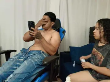 Bongacams Live Sex Cam of couplee-horny