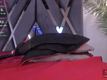 Bongacams Sex Cam of strong-girl