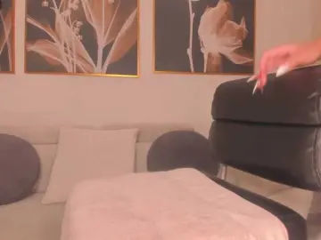 Bongacams Best live sex cam show of EmyLourens