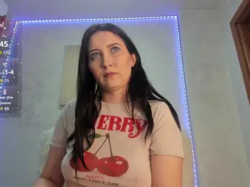 Bongacams Free Porn Cam of Ember-Luna