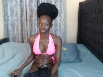 Bongacams Live Sex Cam of Kiara-Mia