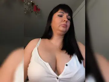 Bongacams Adult Video Chat of Tina-Dolly