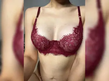 Bongacams Watch Live Sex Cams of kiraflame5