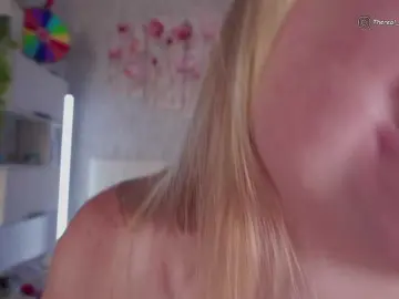 Bongacams Sex Cam of Kitty-Kelsi