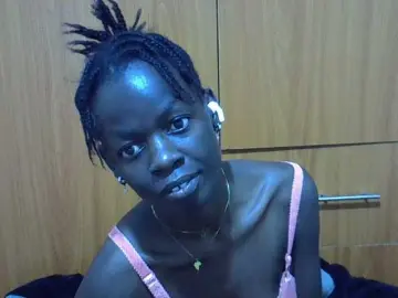 Bongacams Private Sex Chat of Ebonytrendy