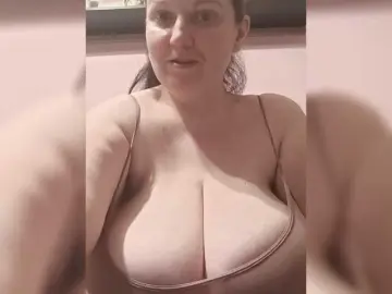 Bongacams Free Live Porn of LadyAlma