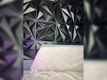 Bongacams Watch Live Sex Cams of LYLAtop