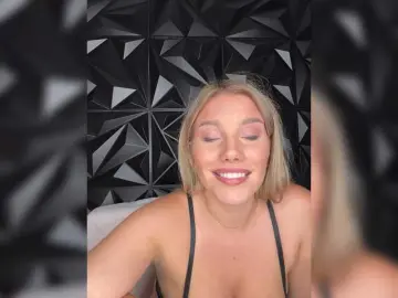 Bongacams Live Porn of LYLAtop