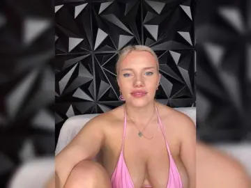 Bongacams Free Live Porn of LYLAtop