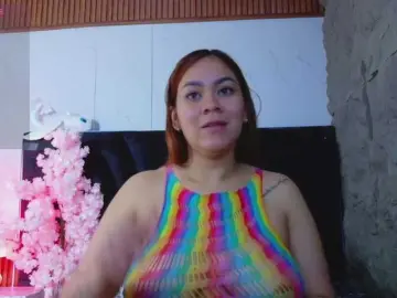 Bongacams Sex Chat of mamaneedsfun