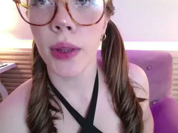 Bongacams Nude Webcam of PrettyAriel