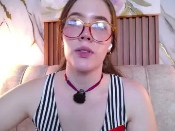 Bongacams Watch Live Sex Cams of PrettyAriel