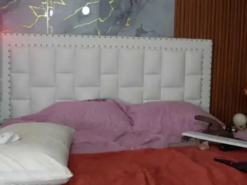 Bongacams Sex Cam of Kinky-Madisson