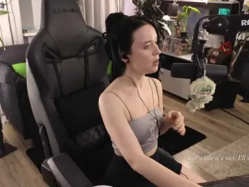 Bongacams Nude Webcam of KiraLiLime