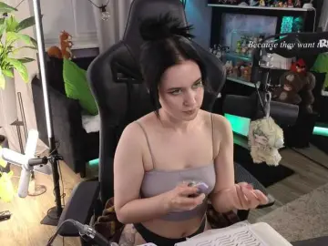 Bongacams Best Webcam of KiraLiLime