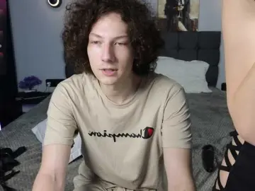 Bongacams Watch Live Sex Cams of SecretChemistry