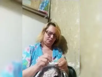 Bongacams Sex Cam of ForestLadyXL