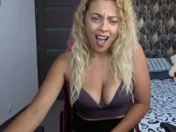 Bongacams Sex Chat of CarlaStaceeFun