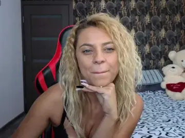 Bongacams Sex Cam of CarlaStaceeFun
