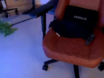 Bongacams Sex Cam of LisaMonroe
