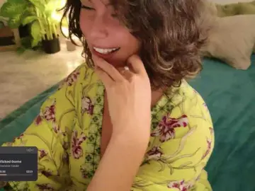 Bongacams Best Webcam of SweetLilLulu