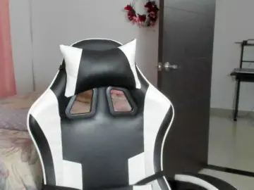 Bongacams Free Porn Cam of LaraCat1