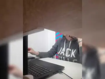 Bongacams Watch Live Sex Cams of Angelinamik