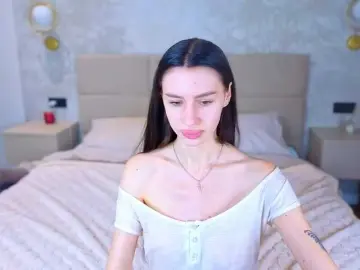 Bongacams Nude Webcam of SnowWhiteee