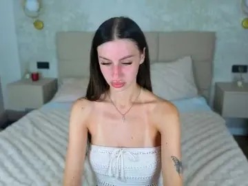 Bongacams Live Porn of SnowWhiteee